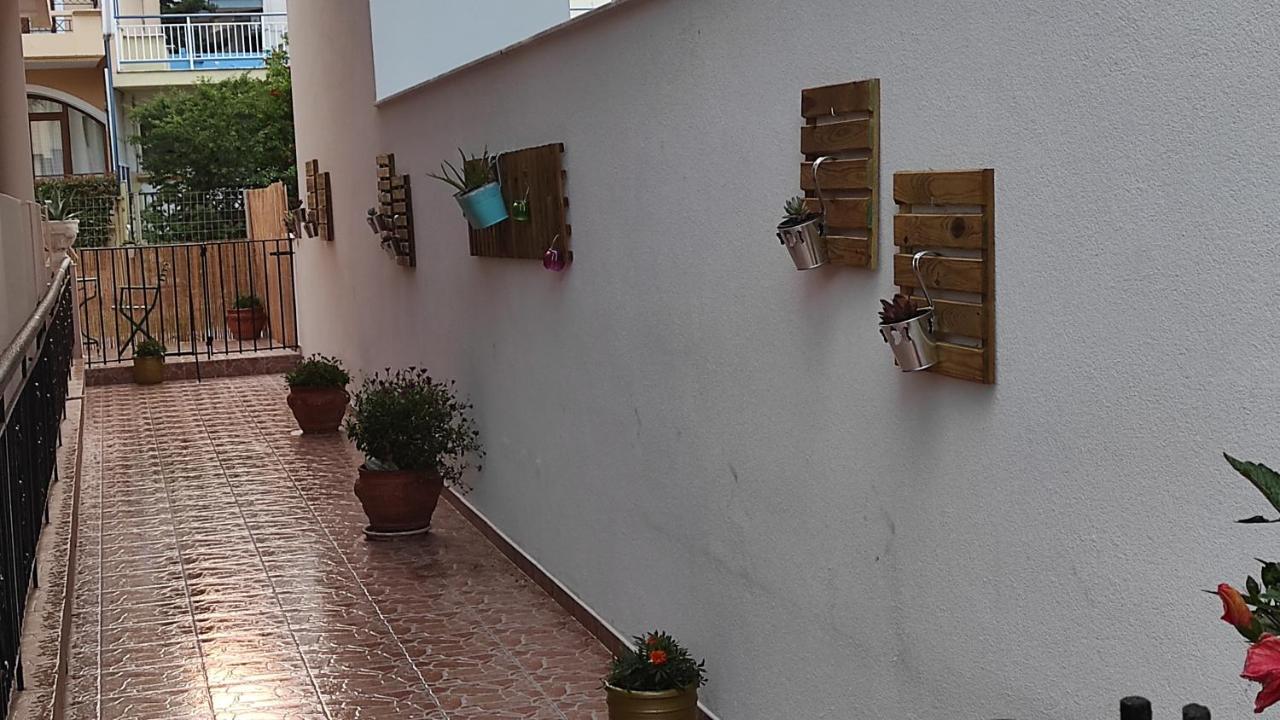 Garden House Katerina Aparthotel Leptokarya  Exterior foto